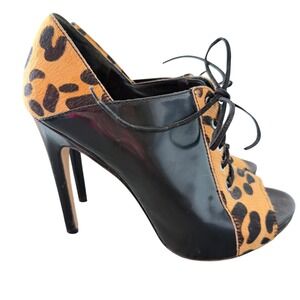 Via Spiga Leopard Calf Hair Black Leather Lace Up Peep Toe Stiletto Heels 8M
